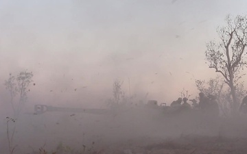 MRF-D Marines fire M777 howitzer during Exercise Koolendong