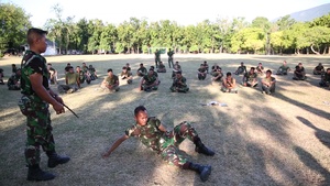 (B-roll) KORMAR Platoon Exchange 2019: MCMAP