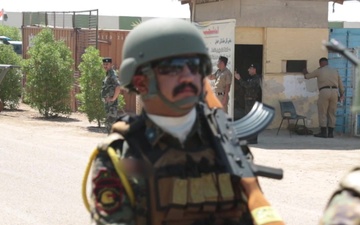 Iraqi Police Graduation