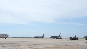 Navy P8 Poseidons evacuate