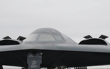 B-2 Bomber Hot-Pit Refueling