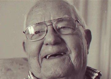 WWII Combat Medic Shares His Story