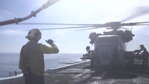 HMH-361 Lands Aboard the USS Somerset