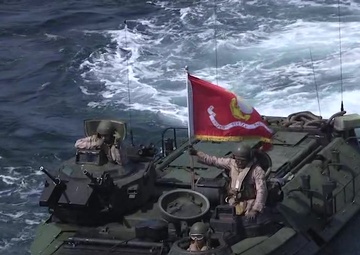 Amphibious On-Loads Aboard USS Somerset