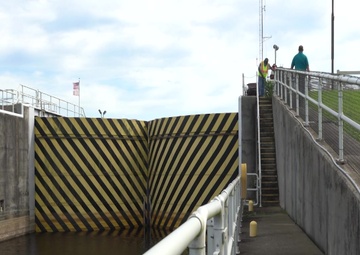 Hurricane Readiness on Herbert Hoover Dike