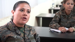 SOCSOUTH, Guatemalan Female Engagement Platoon exchange information