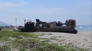 USS John P. Murtha (LPD 26) landing craft air cushion operations Part 2 of 3
