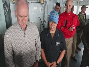 SECNAV visits Ford