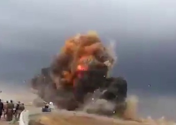 Crash Course: DPC/RSU-East Marines Conduct Dry Rollover Egress Training