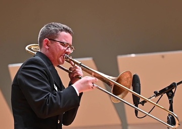 U.S. Navy Band Commodores 2019 National Tour