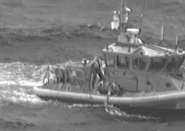 Coast Guard rescues 2 divers 25 miles west of Egmont Key, Florida