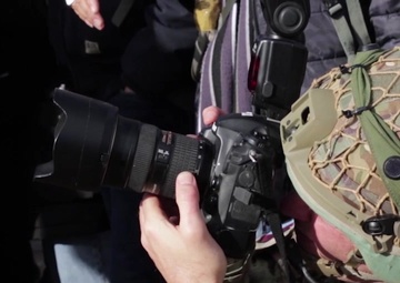 British Soldiers use information warfare during Dragoon Ready 20