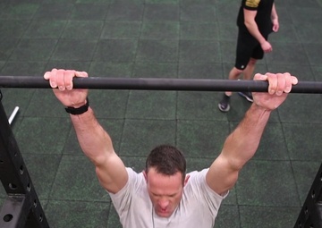 821 CRG honors fallen Sailor by completing the 'Murph'