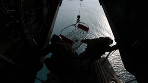 VMM-262 Conducts Hoist Training