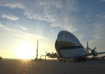 NASA Super Guppy Unloading Orion Spacecraft (Timelapse)