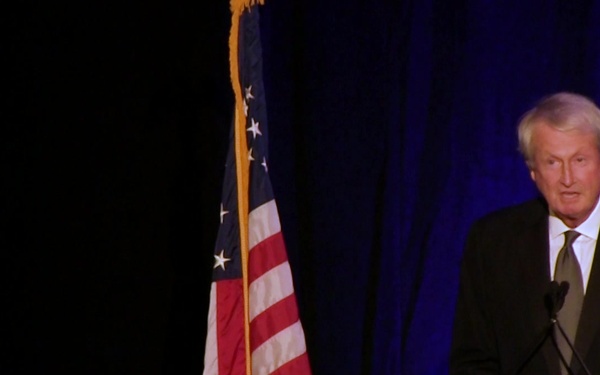 Auto GCAS team presented with Collier Trophy