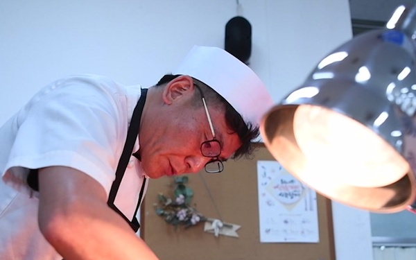 ROK and U.S. Sailors share 2019 Thanksgiving Together