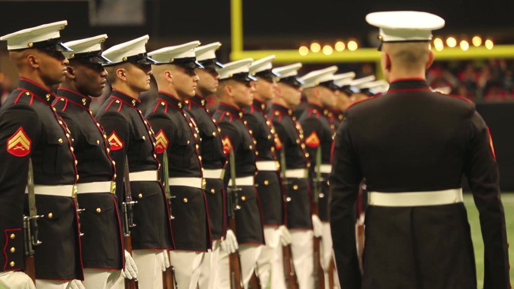 DVIDS - Images - Marines with Silent Drill Platoon perform for the  Minnesota Vikings halftime show. [Image 7 of 9]