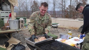 Soldiers prepare five-star feast in the field