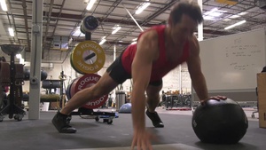 Tim Kennedy Performs a Cross-Functional Workout
