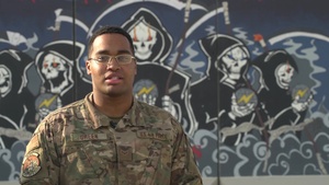 AIrman 1st Class Aaron Green holiday greeting - Hampton, VI