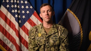 191205-N-WY048-1001