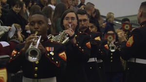 III MEF Band performs Christmas concert