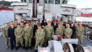 Mine Countermeasures Squadron Seven wishes happy Holidays to family and friends back home