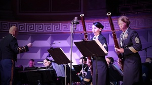 U.S. Army Europe Band & Chorus "Bassoon it will be Christmas"