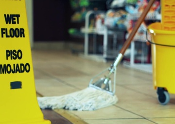 Slips, trips and falls, 30 sec