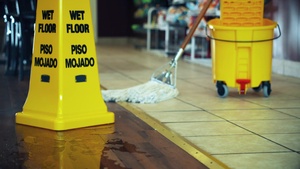 Slips, trips and falls, 60 sec
