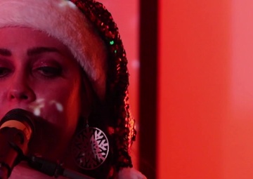 Armed Forces Entertainment brings Dueling Pianos to Illeshiem