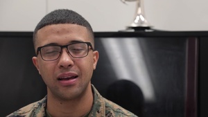 SPANISH ONLY no subtitles Cpl Amaroperez "El músico no pasa hambre" "The Musician Does Not Go Hungry"