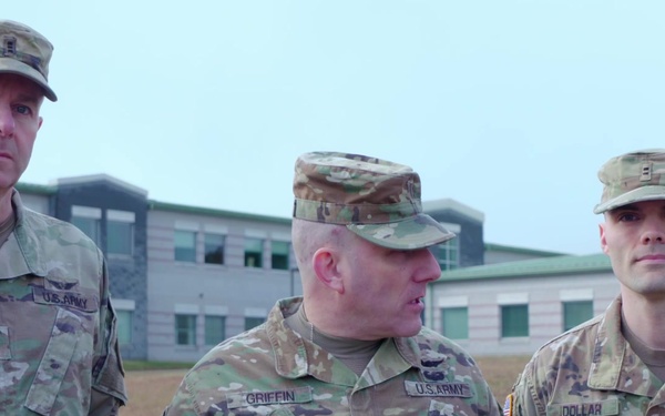 CW5 Hal Griffin speaks to Warrant Officer Candidates