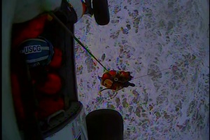 Coast Guard hoists 4 fishermen after vessel runs aground near Shackelford Banks, North Carolina