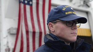 Coast Guard offloads $338 million worth of cocaine in San Diego