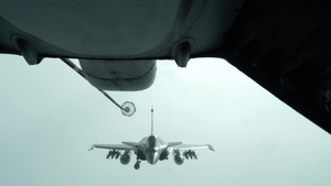 908th EARS refuels Armée de l'Air Rafales (B-Roll)