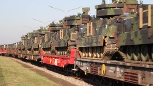 U.S. Army Reserve Soldiers conduct push pull operations for DEFENDER-Europe 20