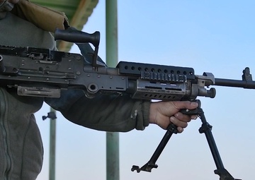 Qwat al-Khasah learns various advanced Machine Gun techniques