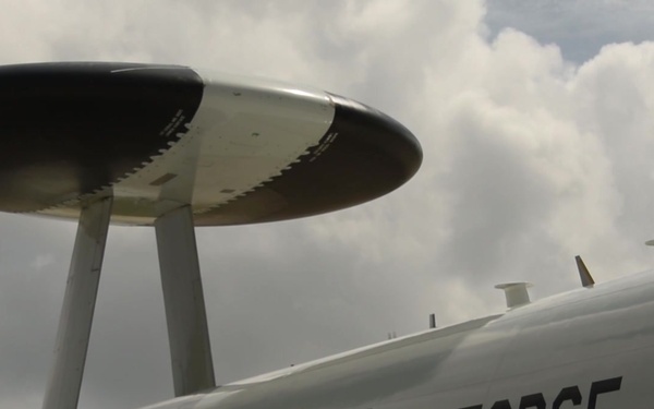 CN20 USAF AWACS B-Roll