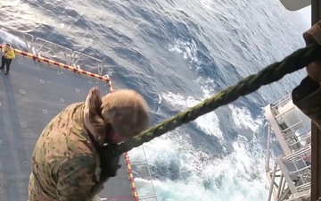 31st Marine Expeditionary Unit Conducts Fast Rope Exercise