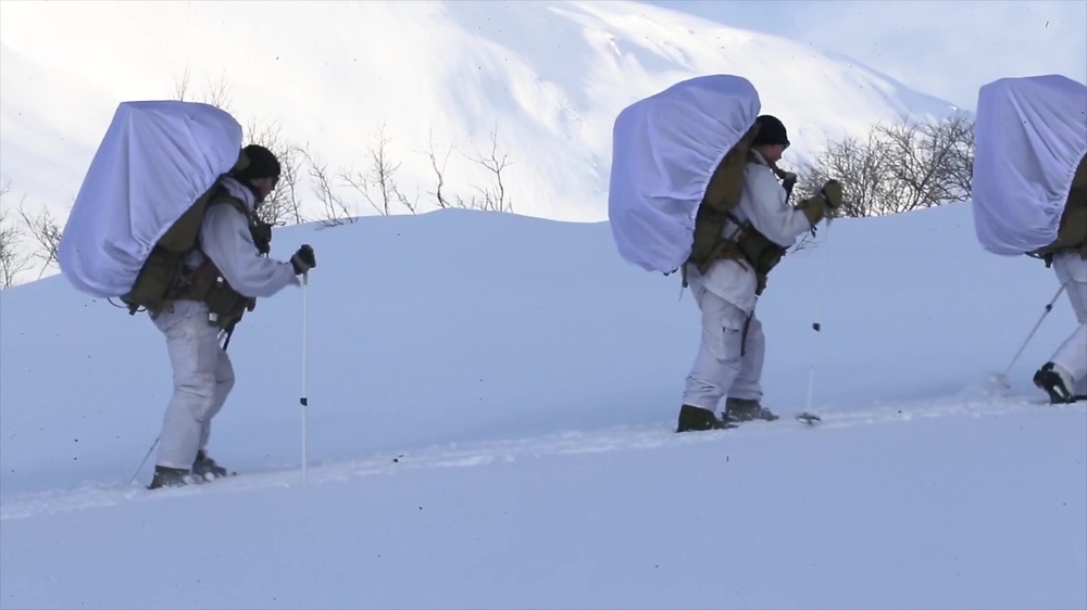 DVIDS - Video - FORECON Ski Hike in Norway