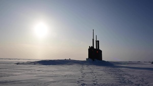 USS Toledo (SSN-769) Surfaces at Ice Camp Seadragon