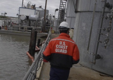 Coast Guard Sector Mobile Incident Management Division B Roll