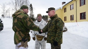 Maj. Gen. Hermesmann visits MRF-E