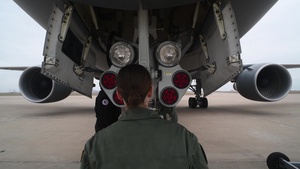 Women of the Wing: Mobility Aviators B-roll