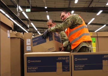 Reserve Soldiers support COVID-19 supply effort
