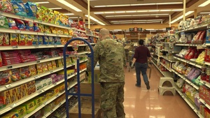 Airmen Volunteer at the Commissary