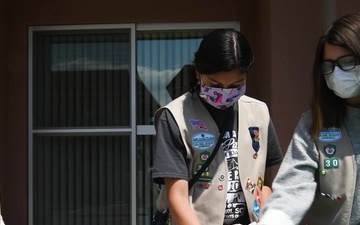 Girl Scouts give masks to Iwakuni community