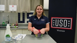(BROLL) USO Creative Corner